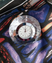 Load image into Gallery viewer, SMALL CLOCK "DIAMANDINO" DESIGN TRANSPARENT MULTIFACETED FOR DESK 
