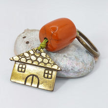 Load image into Gallery viewer, KEYCHAIN LITTLE HOUSE
