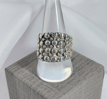 Load image into Gallery viewer, SILVER RING ANTIQUE LIGHT COLOUR HANDMADE, DESIGN LITTLE BALLS
