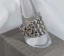 Load image into Gallery viewer, SILVER RING ANTIQUE LIGHT COLOUR HANDMADE, DESIGN LITTLE BALLS
