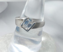 Load image into Gallery viewer, SILVER RING RECTANGLE-SHAPED WHITE COLOUR ZIRCON 
